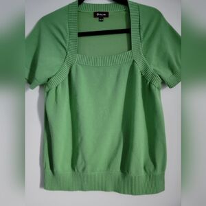 Dalia sweater size xl